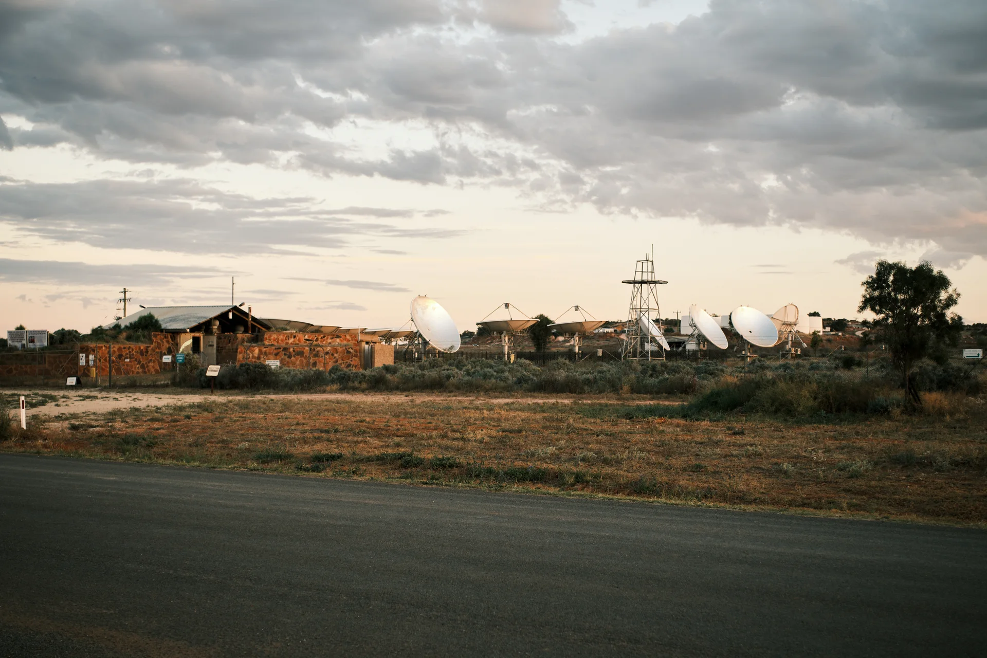 White Cliffs Solar Power Station